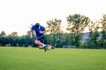 U16国少队亮相和平杯，首役激战日本U16，1比1握手言和（配图示意）